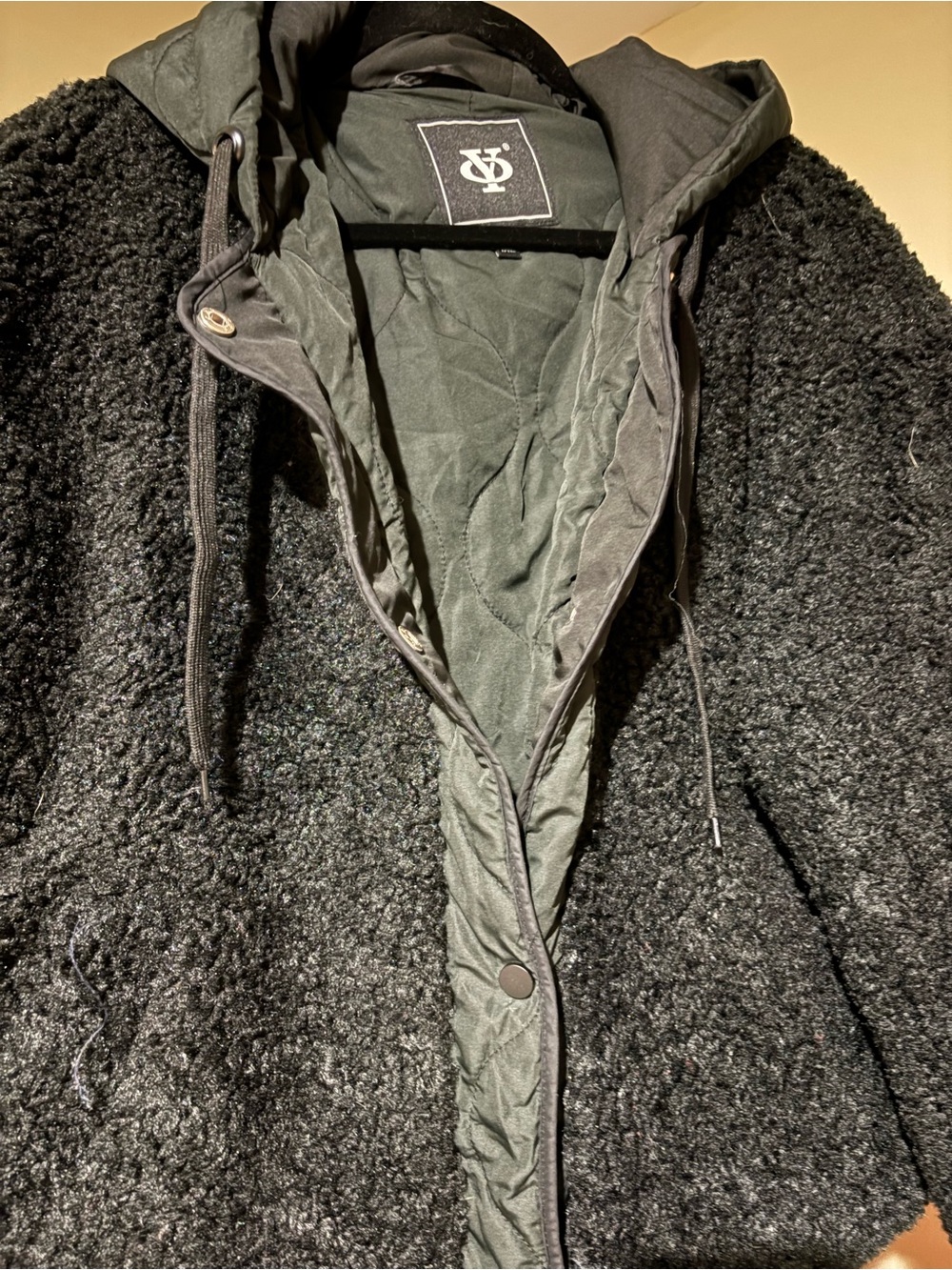 Woman Black Sherpa Hooded Jacket